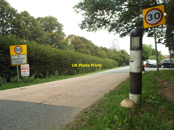 Photo 6"x4" B2176 entering Penshurst Penshurst c2018