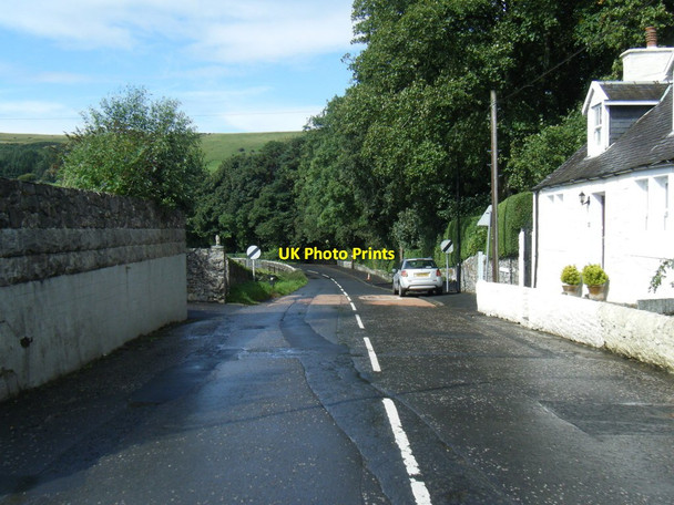 Photo 6"x4" B734 leaving Colmonell village Colmonell c2018