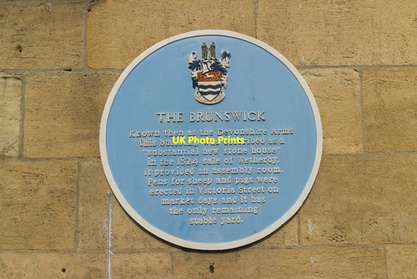 Photo 6"x4" Blue plaque, The Brunswick Wetherby c2018