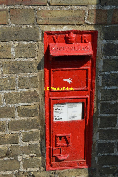 Photo 6"x4" Victorian postbox St Ives\/TL3072 c2018