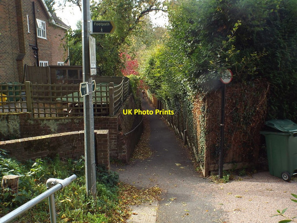 Photo 6"x4" Footpaths in Sevenoaks Sevenoaks c2018