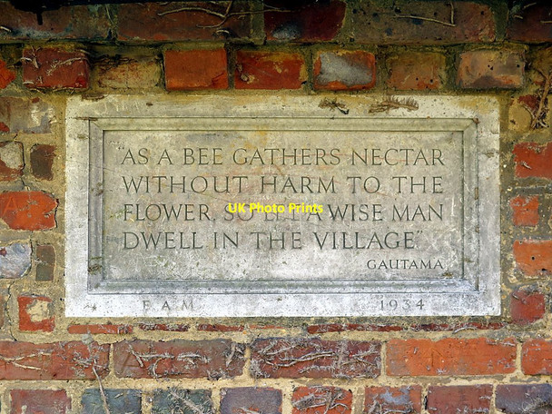 Photo 6"x4" Plaque in shelter, Village Green, Denham Denham\/TQ0486 c2018