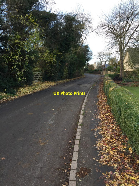 Photo 6"x4" Road through the village of Laxton Laxton\/SP9496 c2018