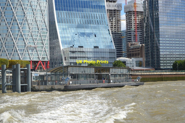Photo 6"x4" Canary Wharf Pier Poplar\/TQ3780 c2018