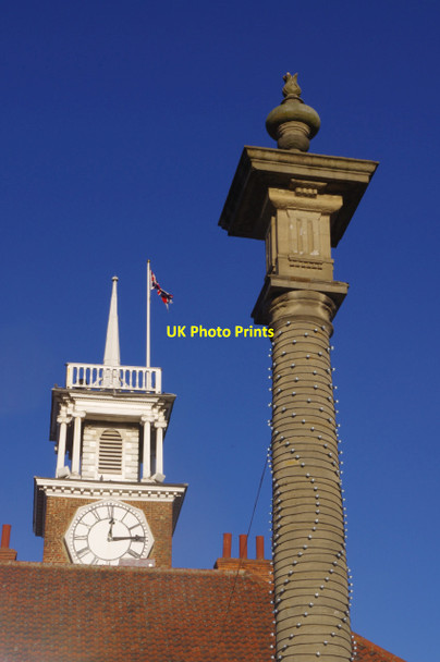 Photo 6"x4" Stockton Town Hall and Market Cross Stockton-on-Tees c2018