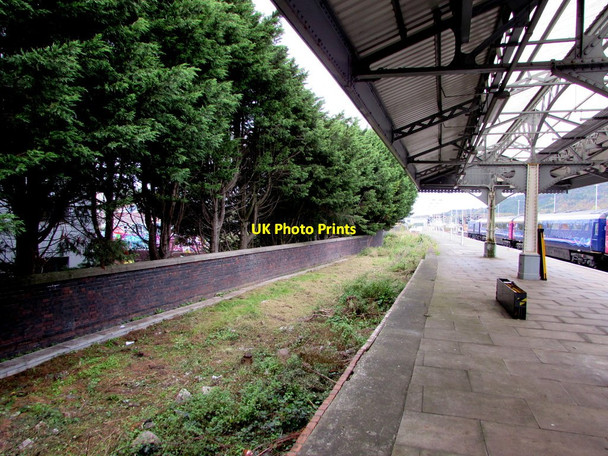 Photo 6"x4" Disused platform on the west side of Swansea station Swansea\/Abertawe c2018