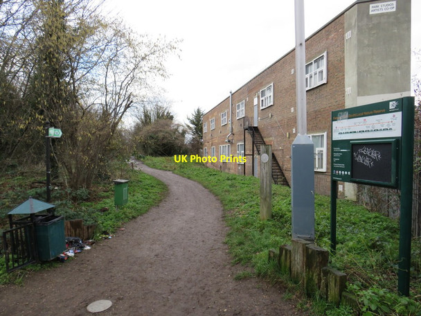 Photo 6"x4" Parkland Walk at Finsbury Park Hornsey c2019