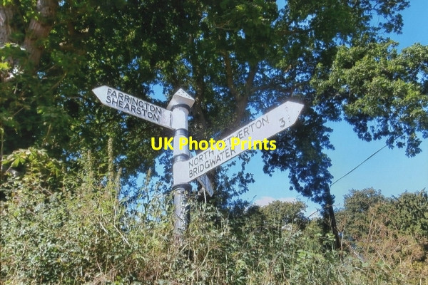 Photo 6"x4" Old Direction Sign - Signpost by Cliff Road, North Petherton Parish Huntstile c2014