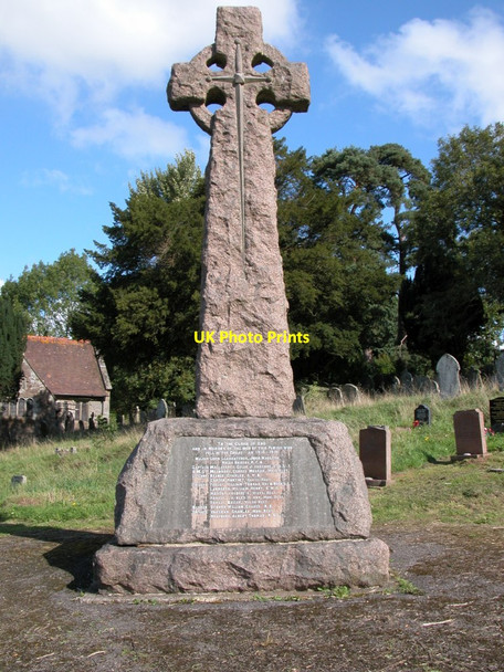 Photo 6"x4" War Memorial at Llangattock-Vibon-Avel Llangattock-Vibon-Avel c2006