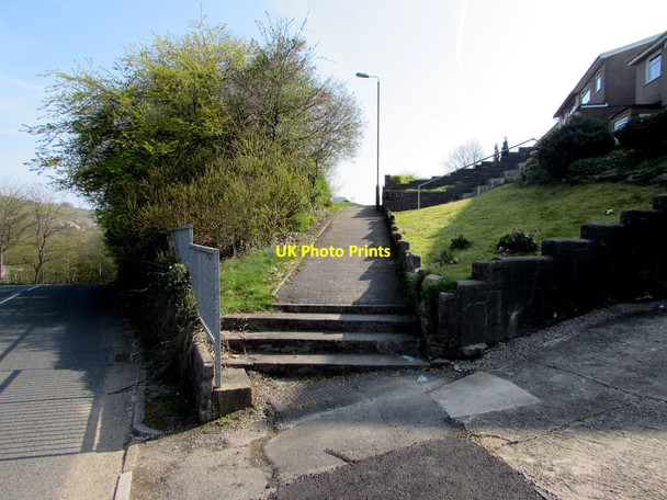 Photo 6"x4" Steps to a path on the east side of Woodland Terrace, Abertridwr Abertridwr\/ST1289 c2019
