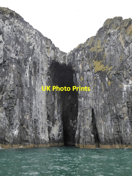 Photo 6"x4" Cliffs and cave on the west coast of the Isle of May Tarbet Hole c2019