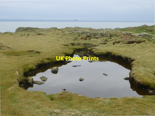 Photo 6"x4" Pond on the Isle of May Tarbet Hole c2019