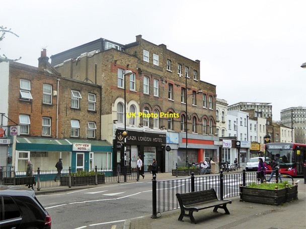 Photo 6"x4" Hotels on Roman Road, E2 Bethnal Green c2019