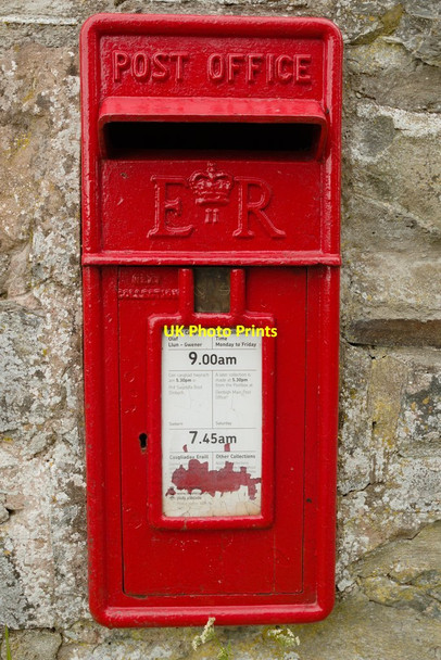Photo 6"x4" Elizabeth II Postbox, Grove Hall Farm Aifft c2019