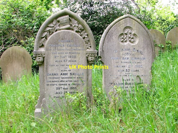 Photo 6"x4" Graves on the terraces Norwich c2019