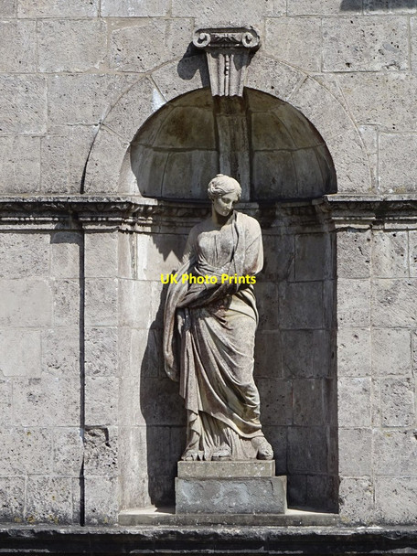 Photo 6"x4" Statue at Margam Park Brombil c2019 P1