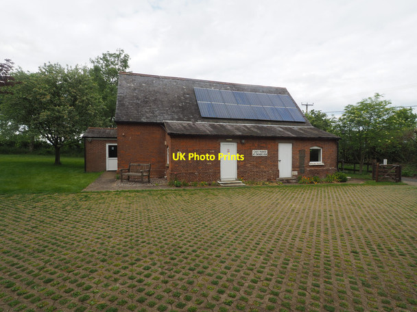 Photo 6"x4" Ovington Community Centre Watton\/TF9100 c2019