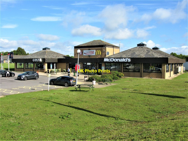 Photo 6"x4" Sutton Scotney Services - Northbound A34 Sutton Scotney c2019