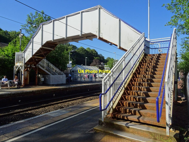 Photo 6"x4" Footbridge at Hillfoot Station Milngavie c2019