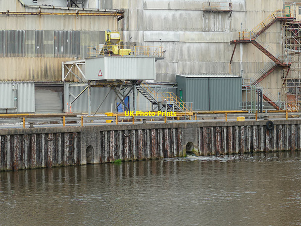 Photo 6"x4" Winnington chemical works - outfall Northwich c2019