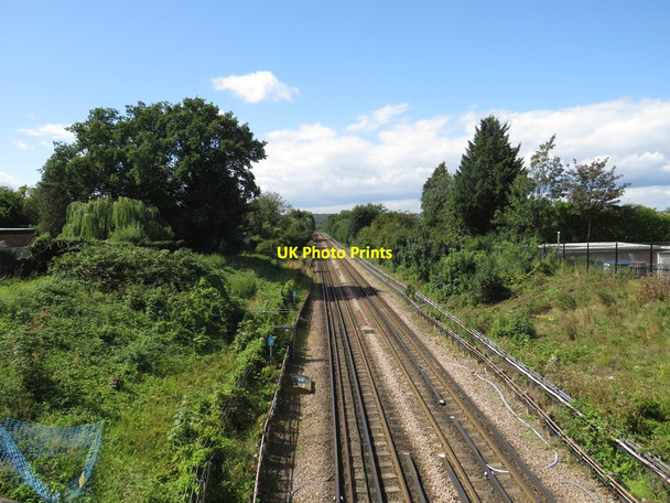 Photo 6"x4" Central Line tracks at Chigwell Chigwell c2019