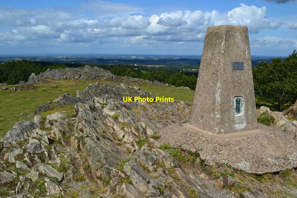 Photo 6"x4" Trig point on the summit of Beacon Hill Woodhouse Eaves c2019