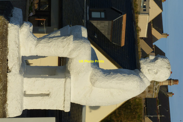 Photo 6"x4" The Mannie (or White Mannie), overlooking Findochty Harbour Findochty c2019