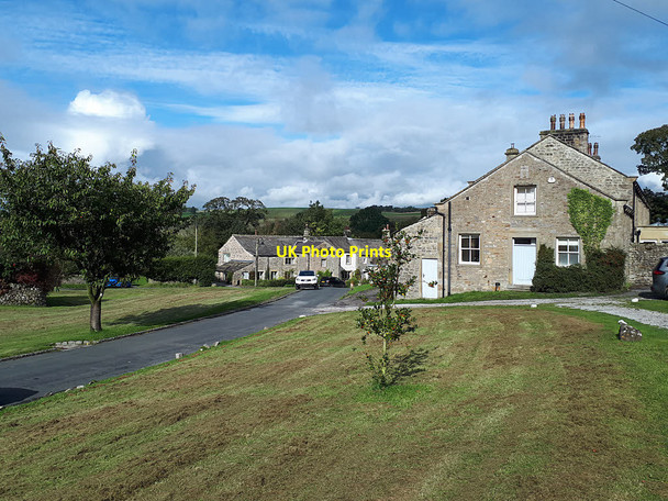 Photo 6"x4" Airton village green (2) Airton c2019