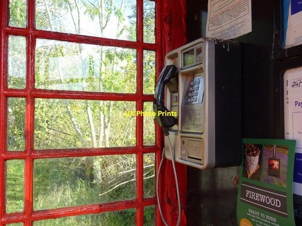Photo 6"x4" Telephone in a telephone box Upper Lye c2019