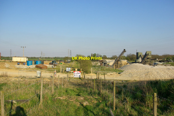Photo 6"x4" Footpath crossing of gravel quarry track Boreham\/TL7509 c2007
