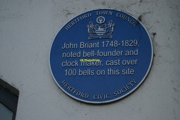 Photo 6"x4" Blue plaque, Parliament Square, Hertford Hertford c2019