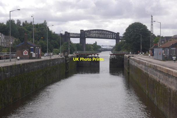 Photo 6"x4" One of the Latchford Locks Thelwall c2019