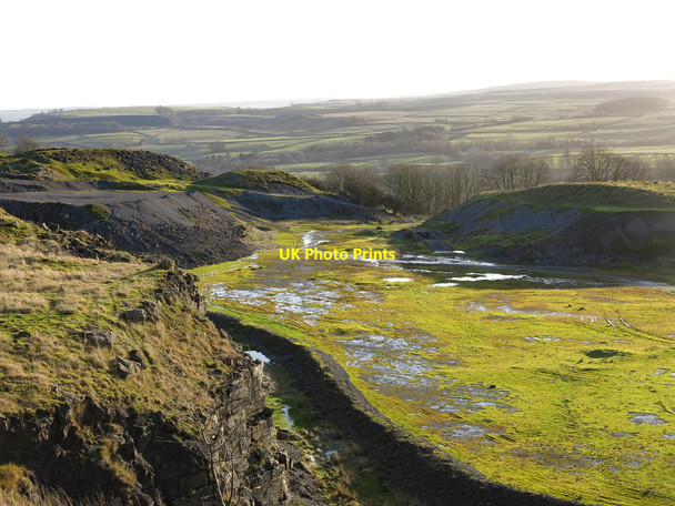 Photo 6"x4" Harrowbank Quarry (disused) below High Farm (6) Eastgate\/NY9538 c2019