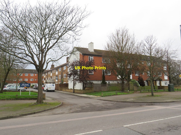 Photo 6"x4" Mill Court, near Mitcham Mitcham c2020