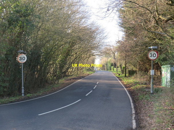 Photo 6"x4" Hatch Road, Pilgrims Hatch, near Brentwood Brentwood c2020