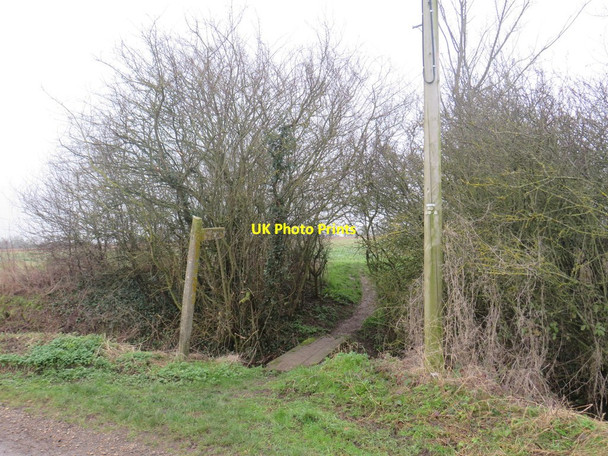 Photo 6"x4" Public footpath near Manuden Mallows Green c2020