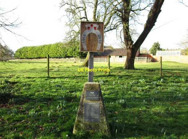 Photo 6"x4" Teigh, Thankful Village memorial stone Teigh c2020