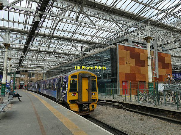 Photo 6"x4" Edinburgh Waverley - Borders Railway service Edinburgh c2019
