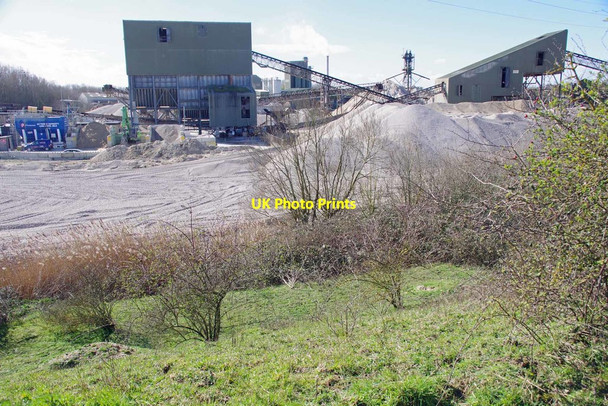 Photo 6"x4" Gravel Workings Near The Grove Boreham\/TL7509 c2020