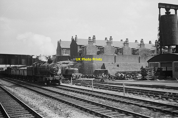 Photo 6"x4" Ex GWR 2-8-0 2836 at West Bromwich, 1960 Smethwick c1960