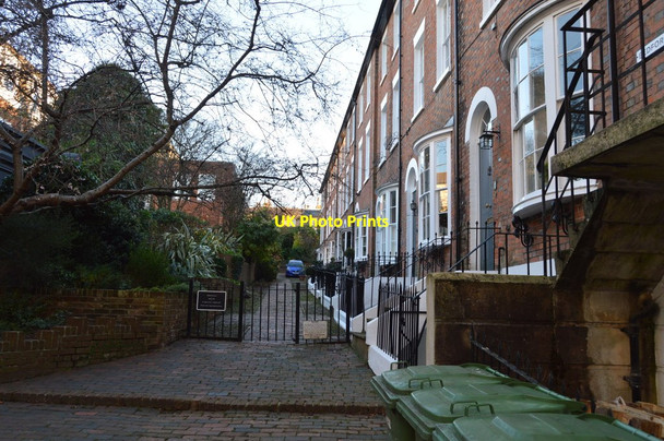 Photo 6"x4" Bedford Terrace Royal Tunbridge Wells c2018