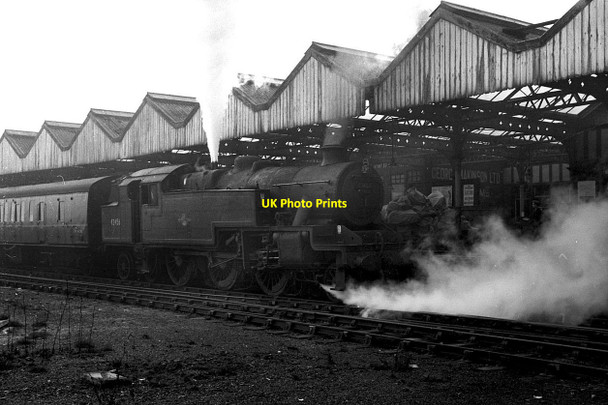 Photo 6"x4" Wigan Central Station \u00e2\u0080\u0093 1963 Wigan c1963
