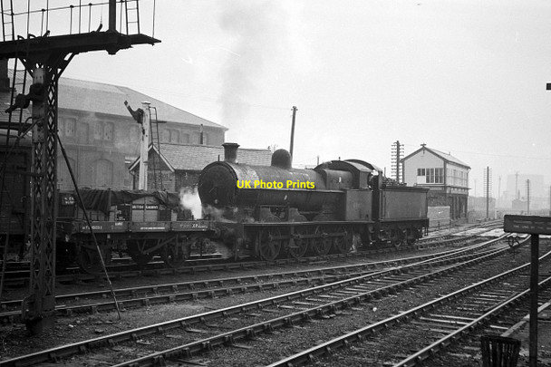 Photo 6"x4" Freight train at Walsall Station \u00e2\u0080\u0093 1963 Walsall c1963
