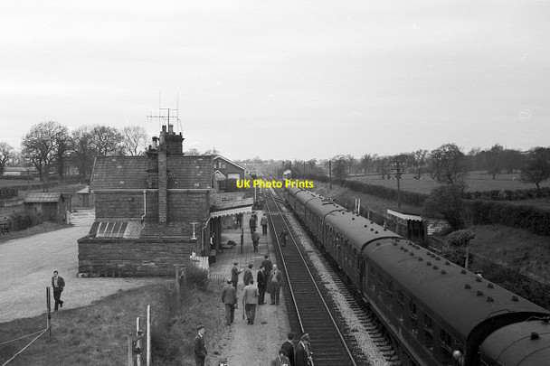 Photo 6"x4" Cheshire Rambler Railtour \u00e2\u0080\u0093 Malpas Station Malpas\/SJ4847 c1963