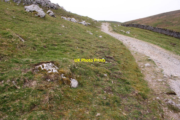 Photo 6"x4" Pennine Bridleway heading east Kirkby Malham c2019