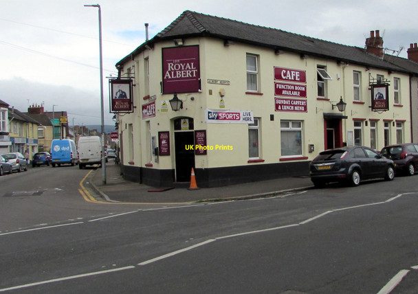 Photo 6"x4" Royal Albert closed until further notice, Maindee, Newport Newport\/Casnewydd c2020