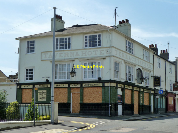 Photo 6"x4" The Terrace Tavern (closed), Gravesend, 2011 Gravesend\/TQ6574 c2011