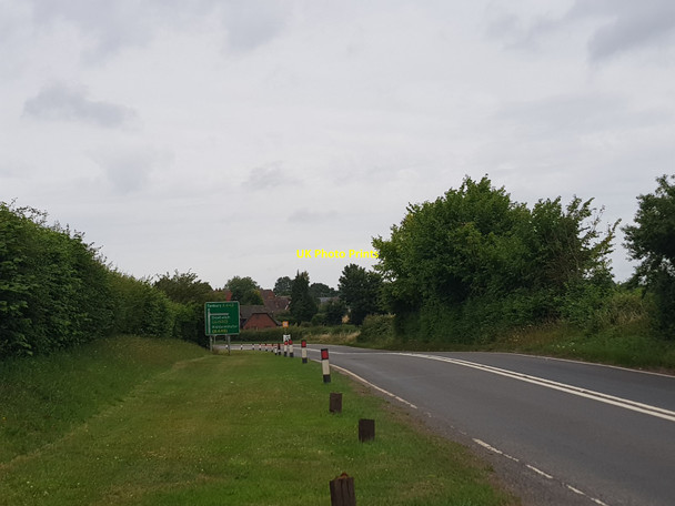 Photo 6"x4" A443 approaching Holt Heath from Worcester Holt\/SO8262 c2020