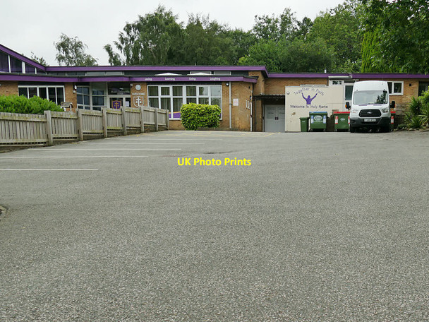 Photo 6"x4" Holy Name Academy, Otley Old Road Horsforth c2020