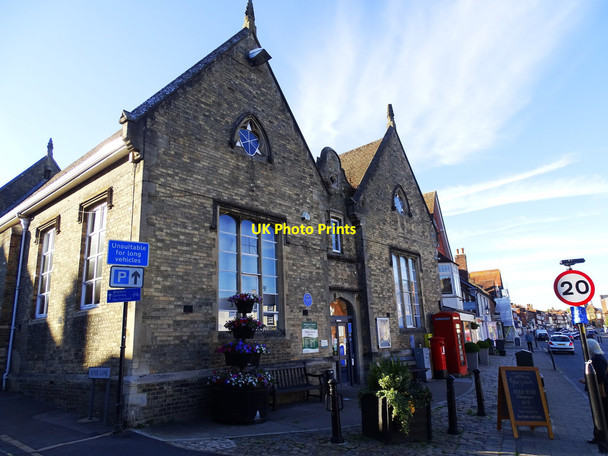 Photo 6"x4" Marlborough Library, High Street, Marlborough Marlborough\/SU1869 c2020